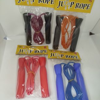 Скакалка з пластмасовими ручками