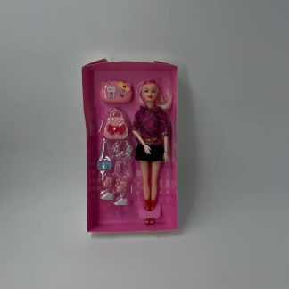 Лялька Барбі та аксесуари